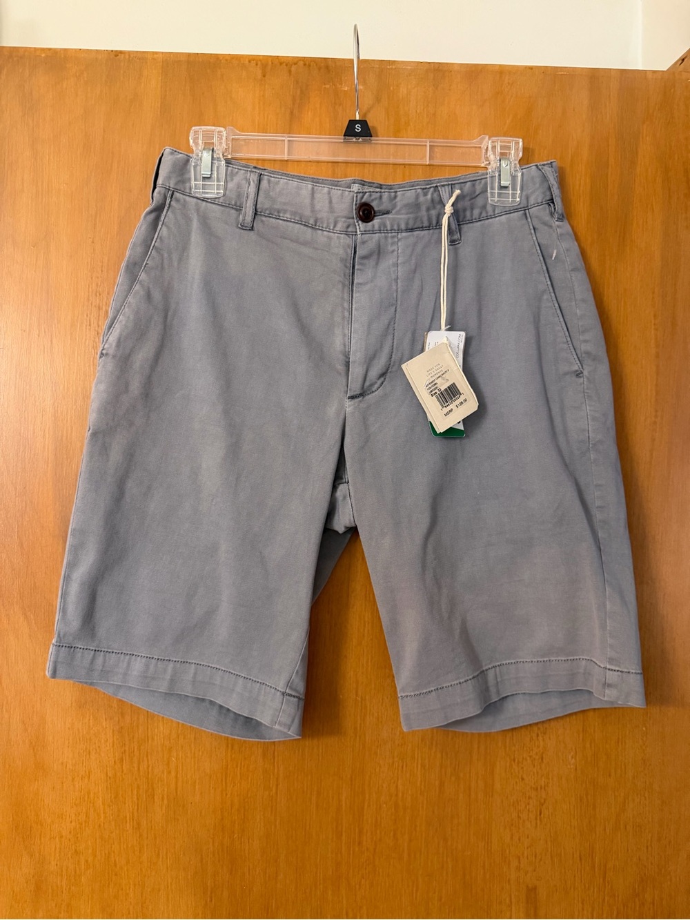 Faherty Gray Flat-Front Movement Chino Shorts